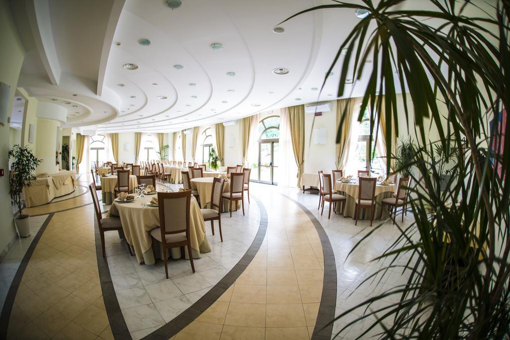 Hotel Parco Delle Rose Acquappesa Exterior photo